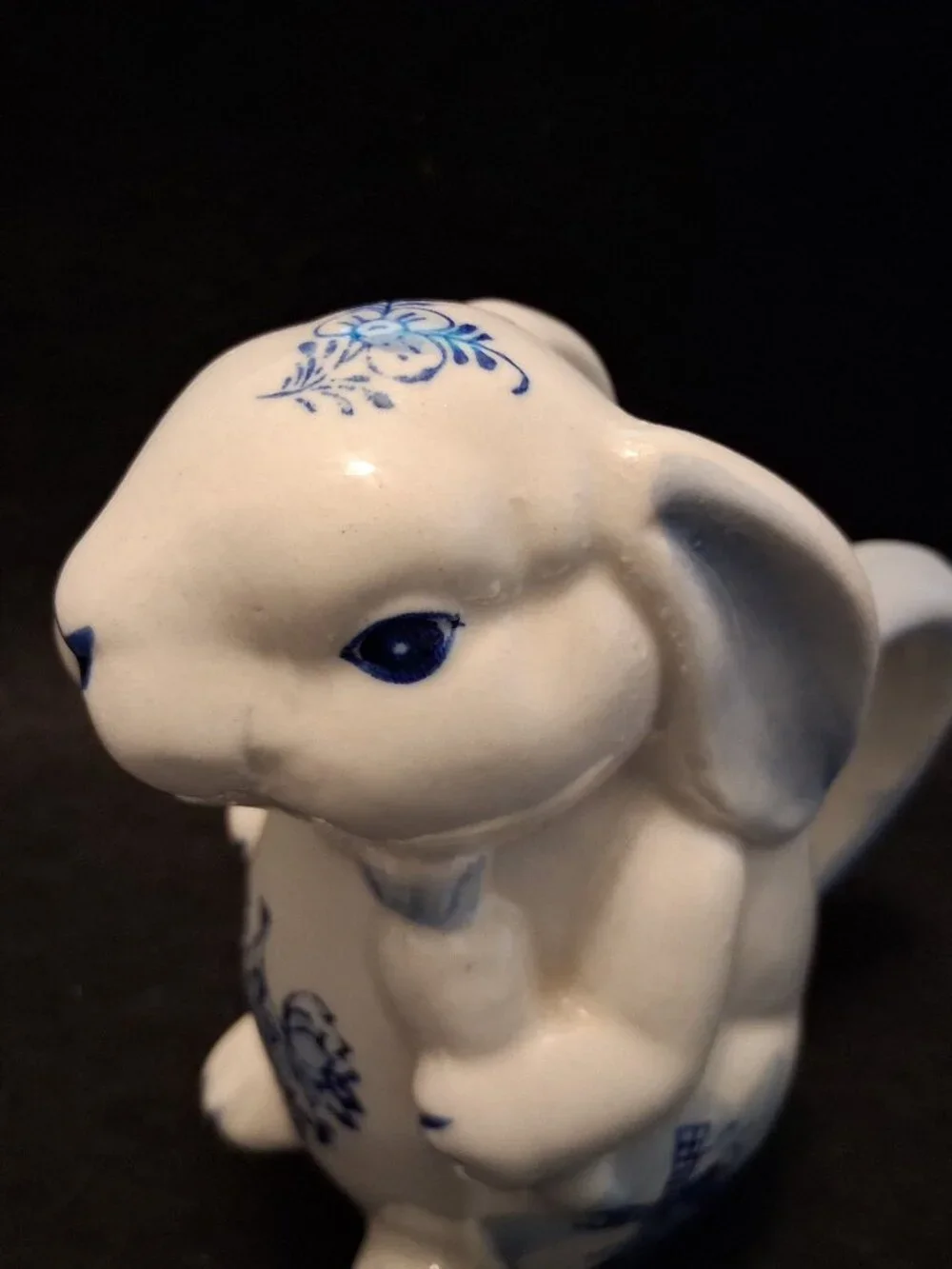 Vintage Delft Blue & White Bunny Rabbit Creamer Figurine w/Dutch Windmill Image - Picture 9 of 10